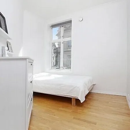 Modern In Centre *