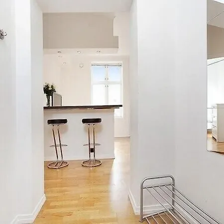 Apartment Modern In Centre